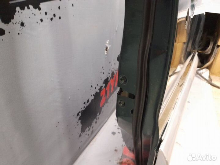 Дверь передняя правая Suzuki Grand Vitara TD62V