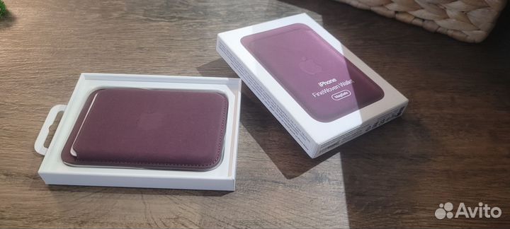 iPhone wallet magsafe