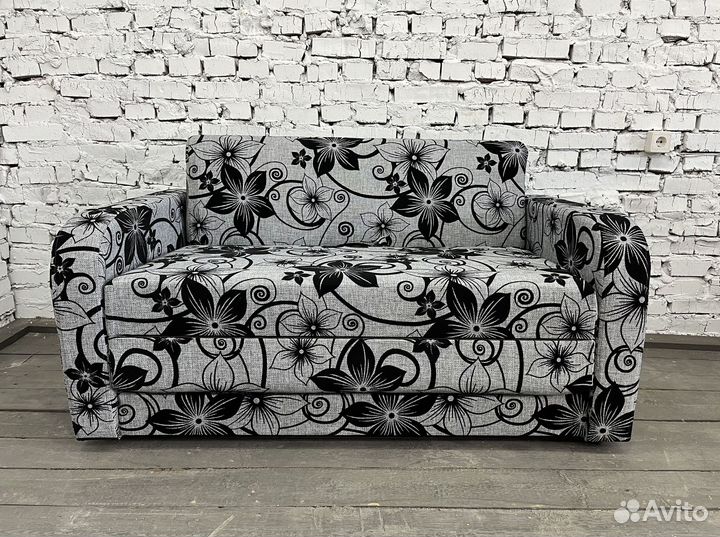 Диван книжка