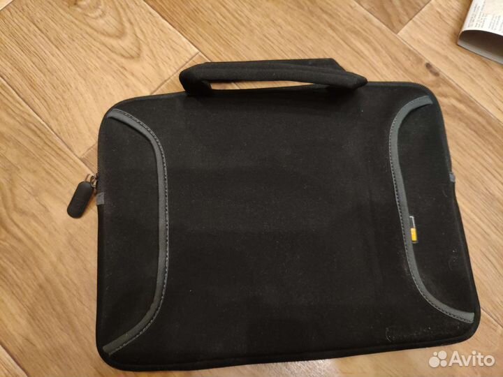 Сумка Case Logic 10.2 inch