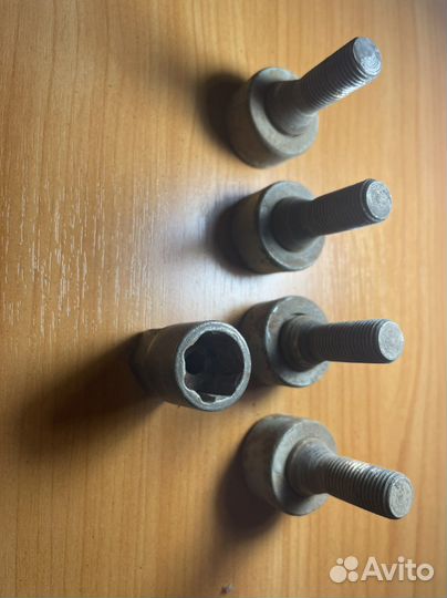 Секретные болты