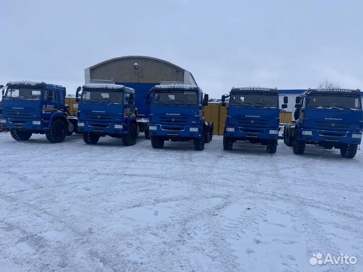 Автослесарь грузовых автомобилей вахта Нефтеюганск