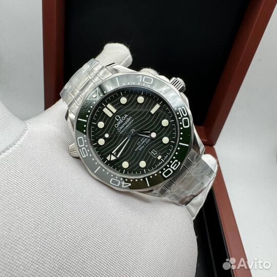 Часы Omega seamaster