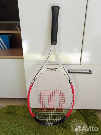 Теннисная ракетка для большого тенниса