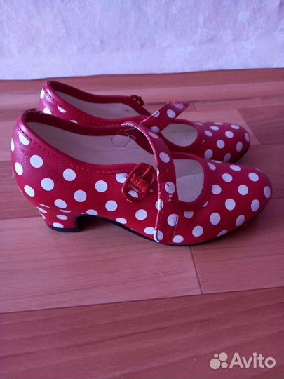 Туфли для девочки