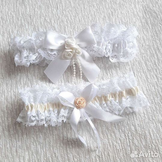 Свадебная подвязка невесты