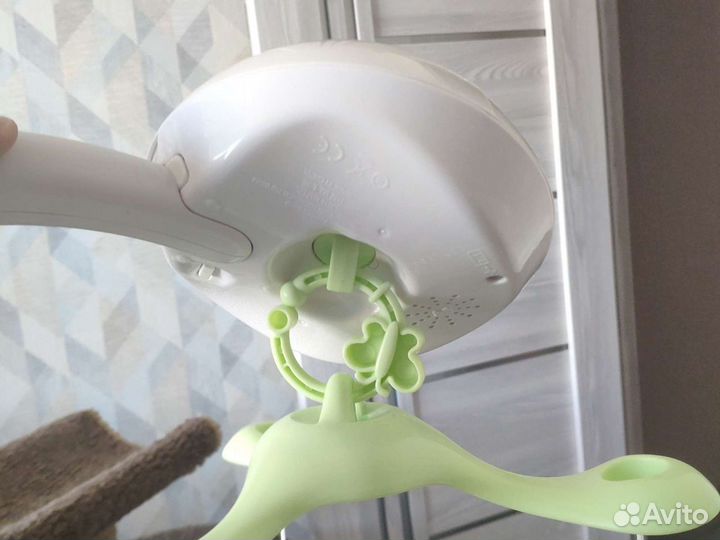 Мобиль на кроватку с проектором