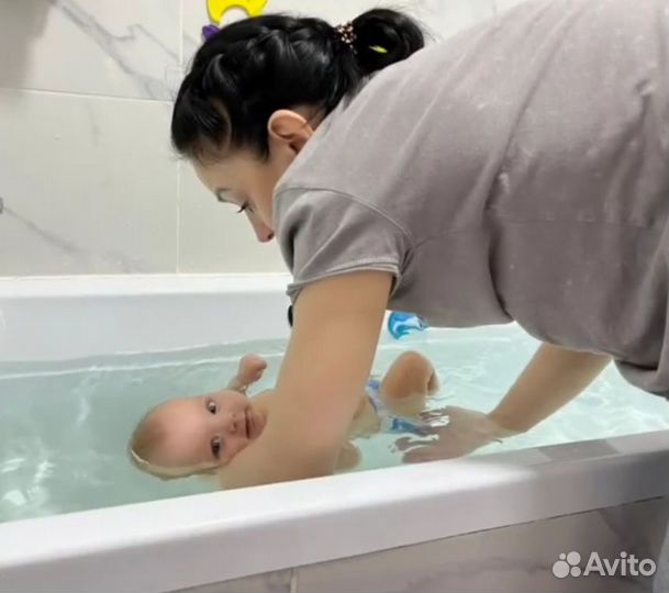 Инструктор грудничкового плавания. Массажист