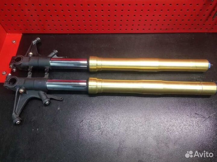 Продам вилку Honda cbr1000rr 2008г