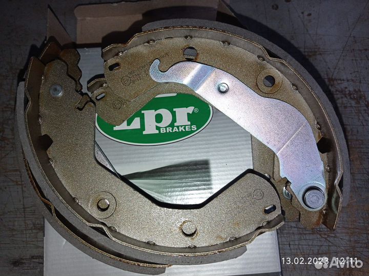 Колодки барабанные Авео Т300 R15. Новые