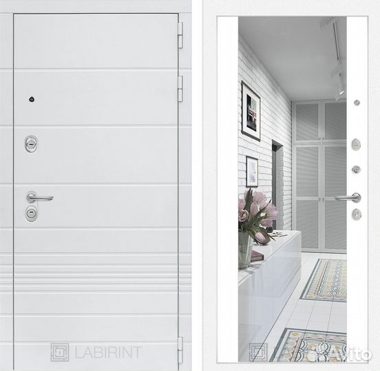 Дверь Белая в квартиру с зеркалом