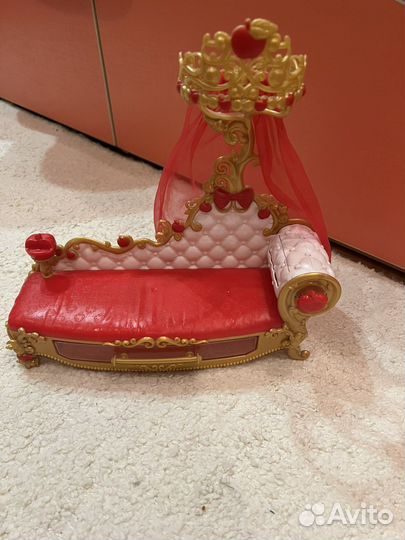 Куклы и мебель Ever After High