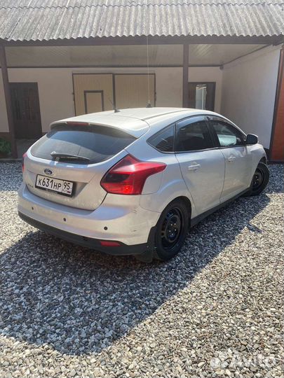 Сиденья на ford 3 2011