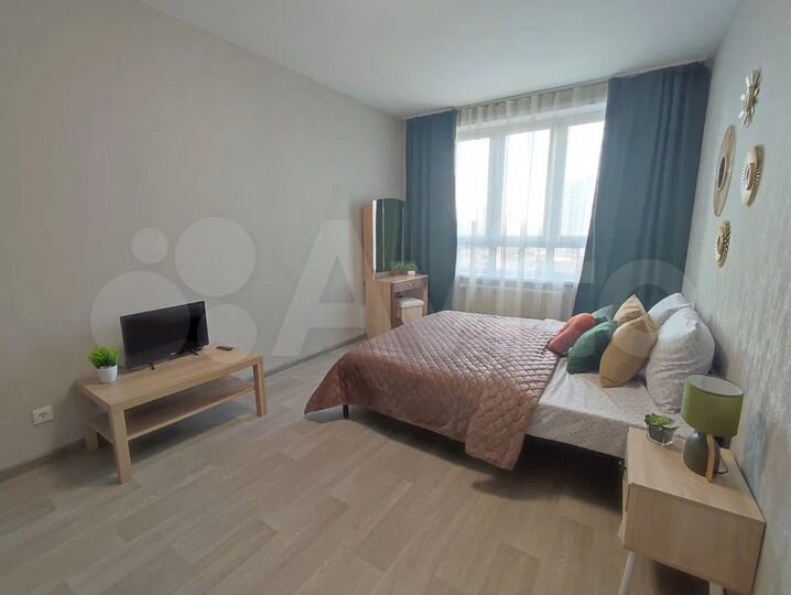 2-к. квартира, 43 м², 8/25 эт.