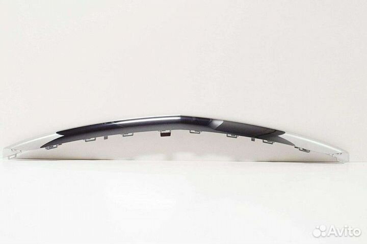 Хром переднего бампера на Мерседес W213 AMG