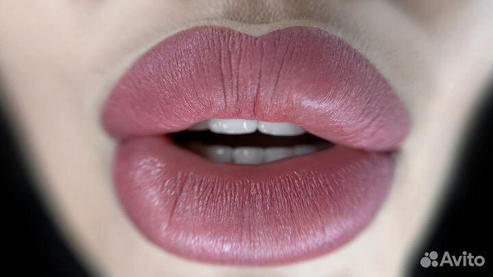 Перманентный макияж губ