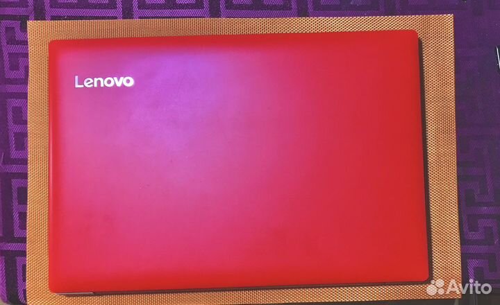 Lenovo i5-7200u, 8gb ddr4, Radeon 530, SSD 256 gb