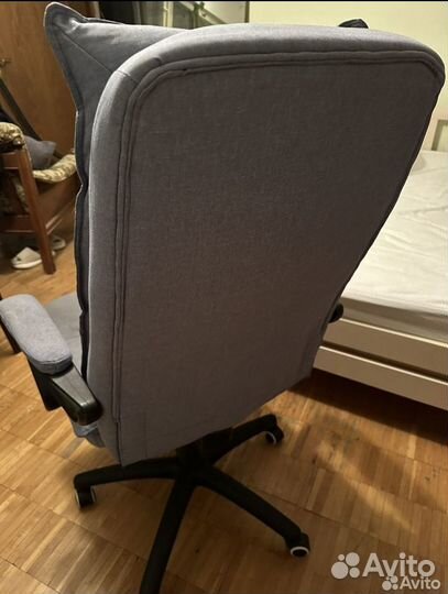 Компьютерное кресло