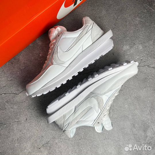 Nike LD Waffle Sacai White Nylon