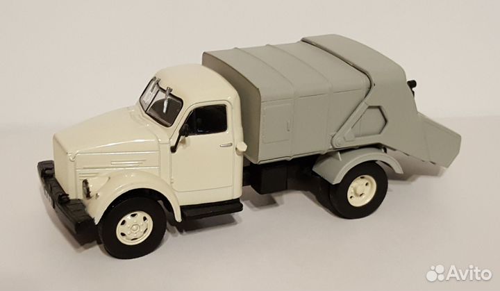 Грузовики: Автомобиль на службе (5 штук )