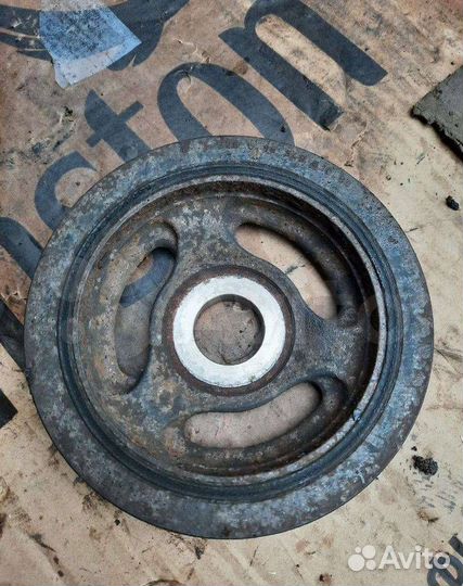 Шкив коленвала Ford Fiesta 5 рест. 2006 0515T3