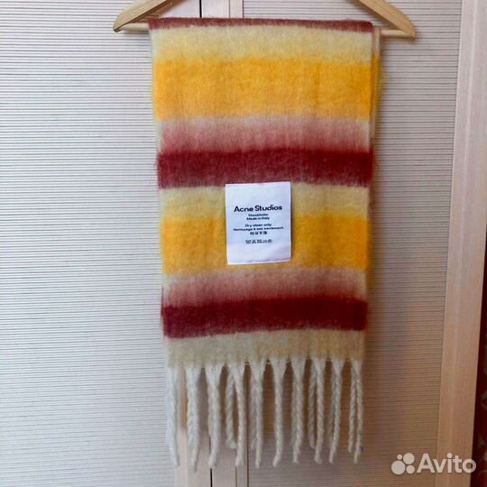 Шарф акне студио