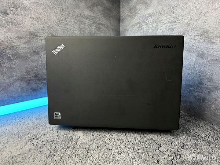 Ноутбук Lenovo ThinkPad x250 i5 5300U/8RAM/256гб