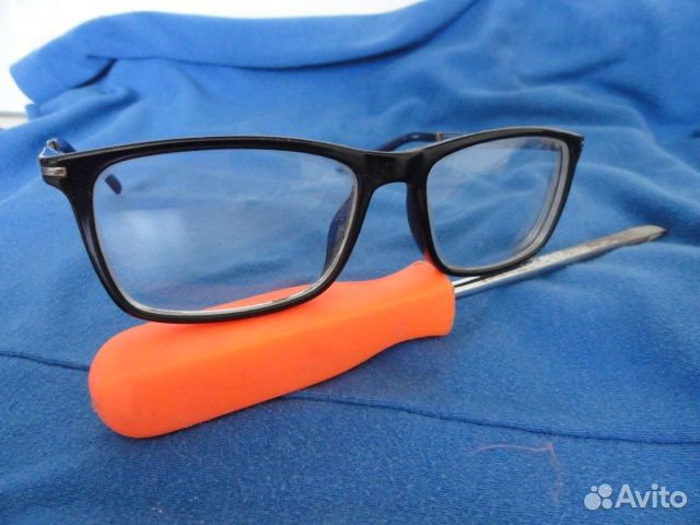 Очки стёкла -2.5/ +3.0