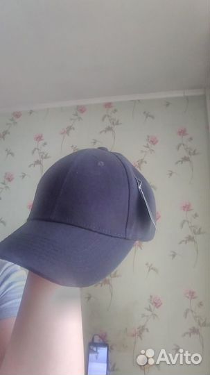 Новая бейсболка
