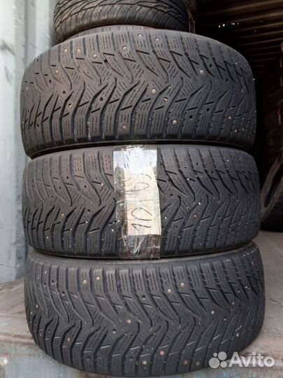 Kumho WinterCraft Ice WI31 215/45 R17 91T