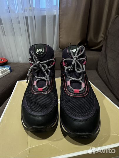 Michael kors кроссовки olympia 10M