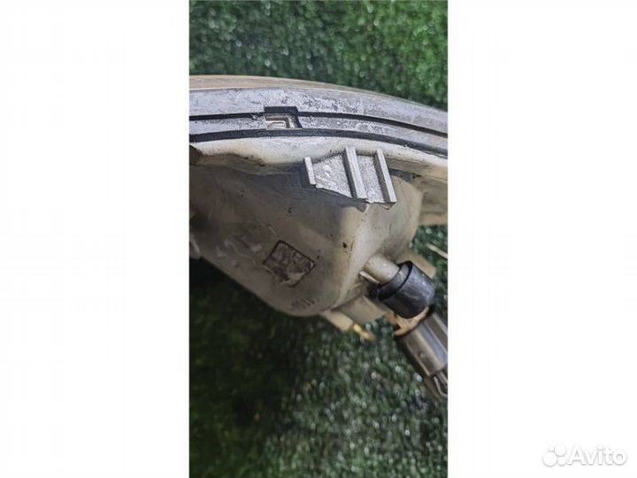 Поворотник правый Hyundai Trajet 2001