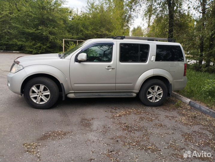 Nissan Pathfinder 2.5 AT, 2011, 156 000 км
