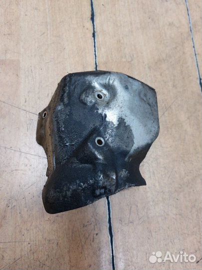 Кожух выпускного коллектора Opel Combo Z17DTH 2005