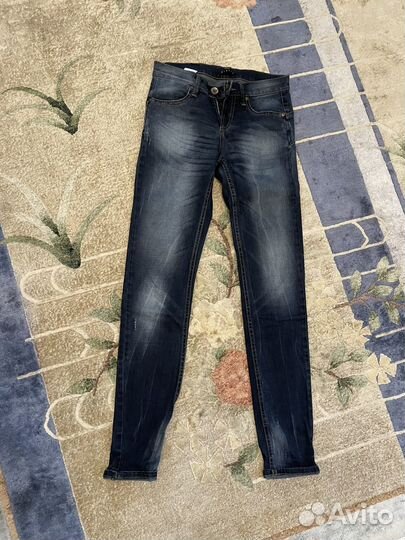 Ждинсы женские sisley