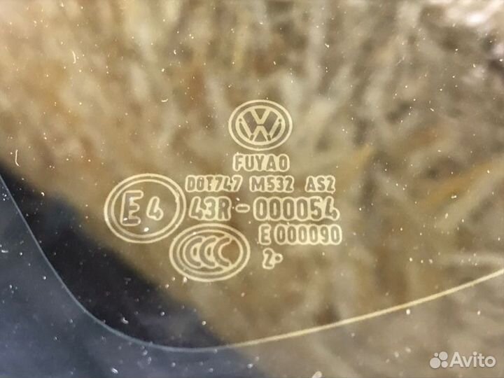 Форточка кузова задняя левая Volkswagen Polo седан