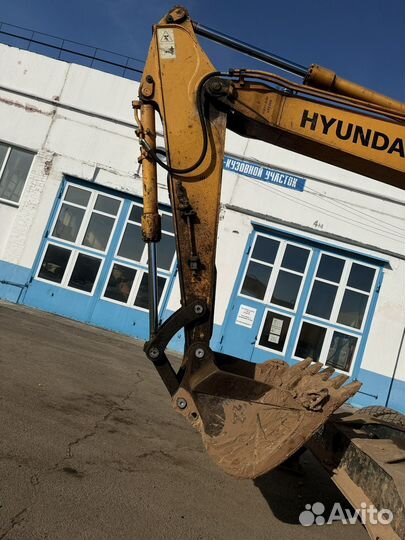 Колёсный экскаватор Hyundai R140W-7, 2010