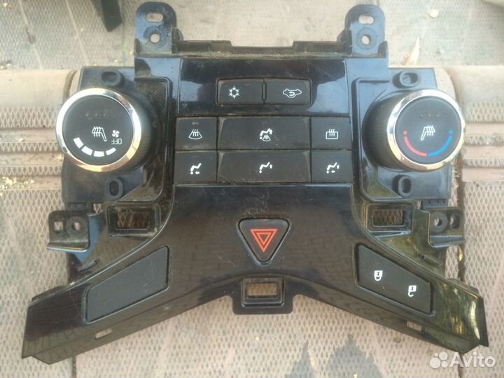Блок управления кондиционером Шевроле Круз