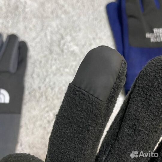 Перчатки The North Face