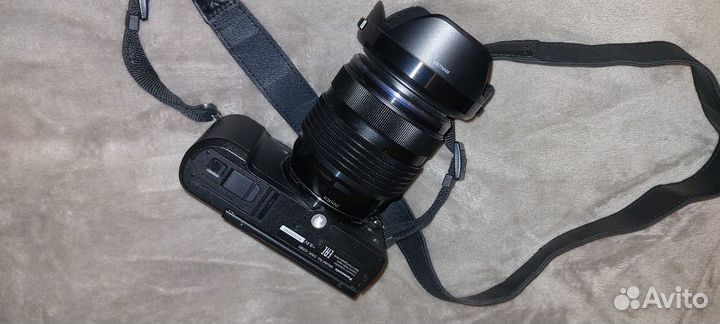 Panasonic GX80 + Olympus 12-40 f2.8