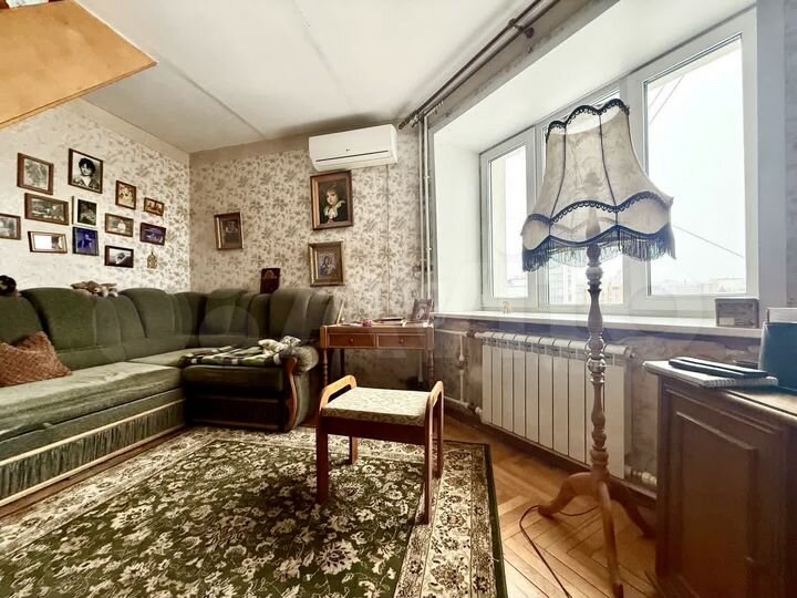 4-к. квартира, 85 м², 8/8 эт.