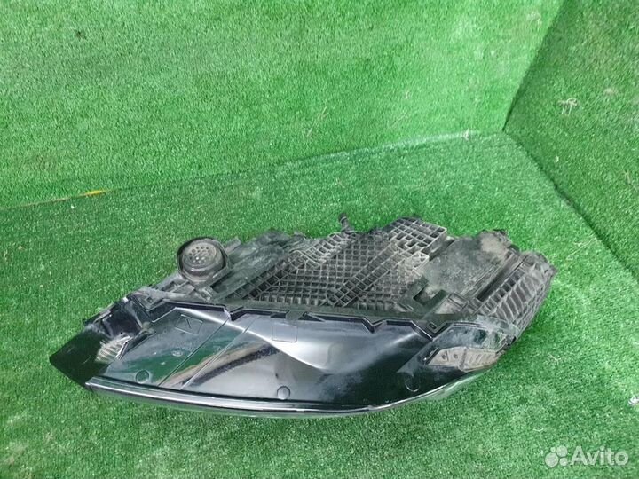 Фара правая Audi Q7/SQ7