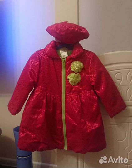 Куртка для девочки новая