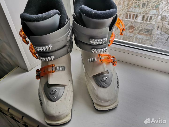 Горнолыжные ботинки