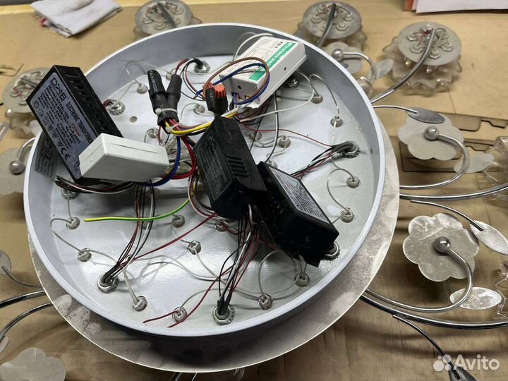 Люстра потолочная светодиодная