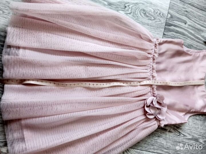 Платье для девочки праздничное