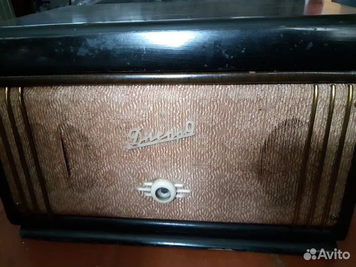 Ретро магнитофон