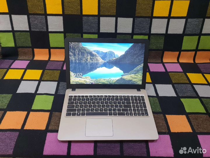 Ноутбук Asus D540MB