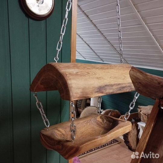 Кормушка для птиц из дерева