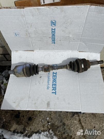 Привод левый Lancer 9 CS